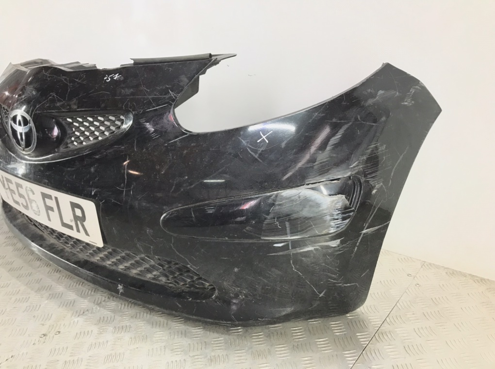 Бампер передний для Toyota Aygo, 2006 г. 1.0 i бензин б/у — фото 3