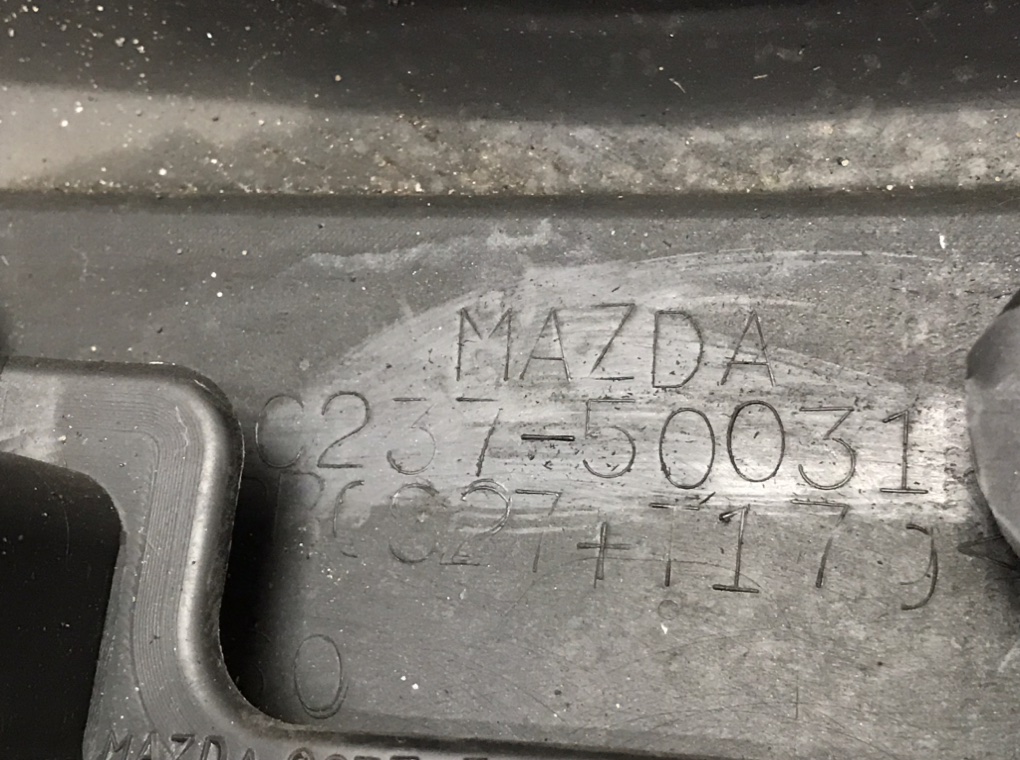 Бампер передний для Mazda 5, 2006 г. 2.0 i бензин б/у — фото 11