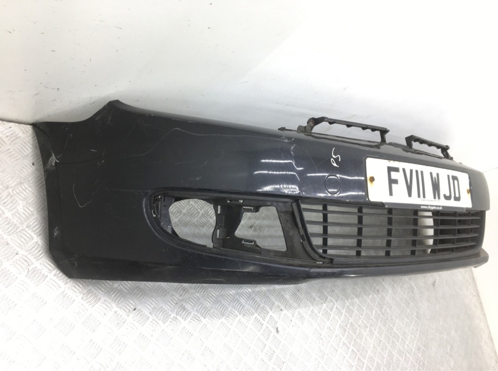 Бампер передний для Volkswagen Golf, 2011 г. 1.2 TSI бензин б/у — фото 3