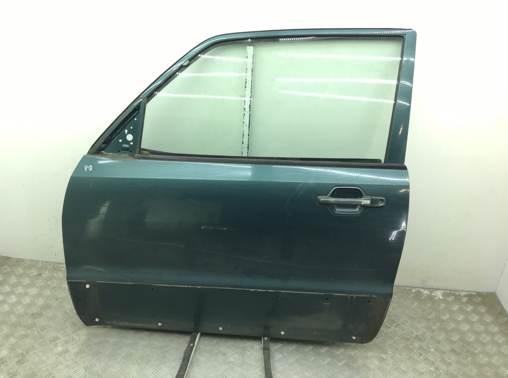 Дверь передняя левая для Mitsubishi Pajero, 2005 г. 3.2 DiD дизель б/у