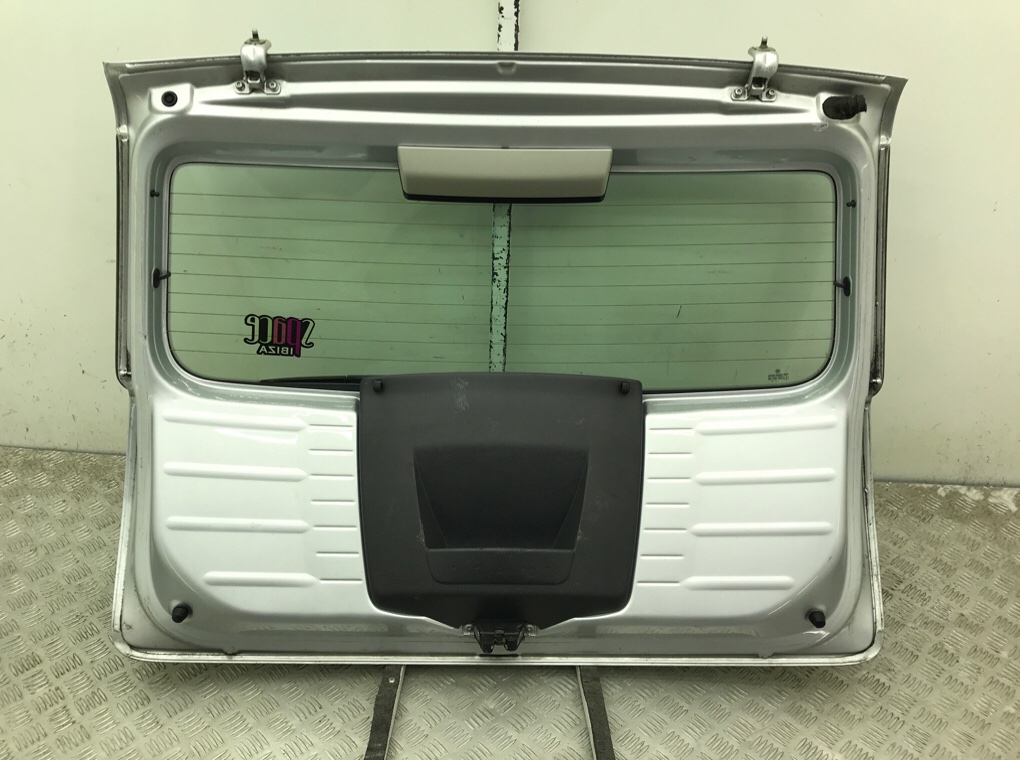 Крышка багажника для Volkswagen Fox, 2009 г. 1.2 i бензин б/у — фото 3