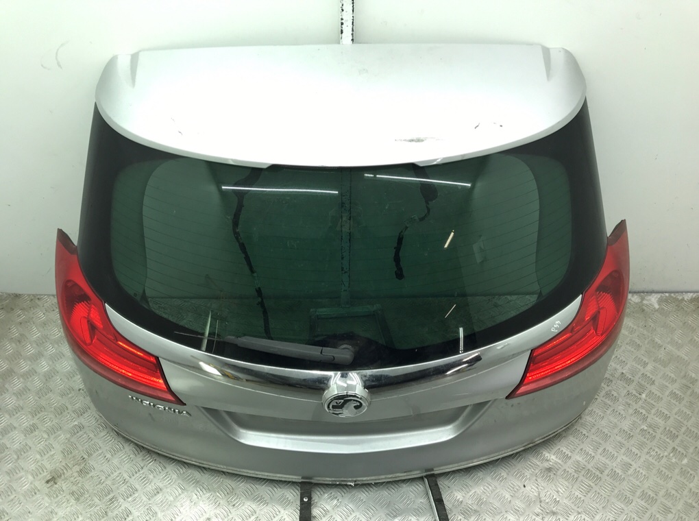 Крышка багажника для Opel Insignia, 2010 г. 2.0 CDTi дизель б/у — фото 2