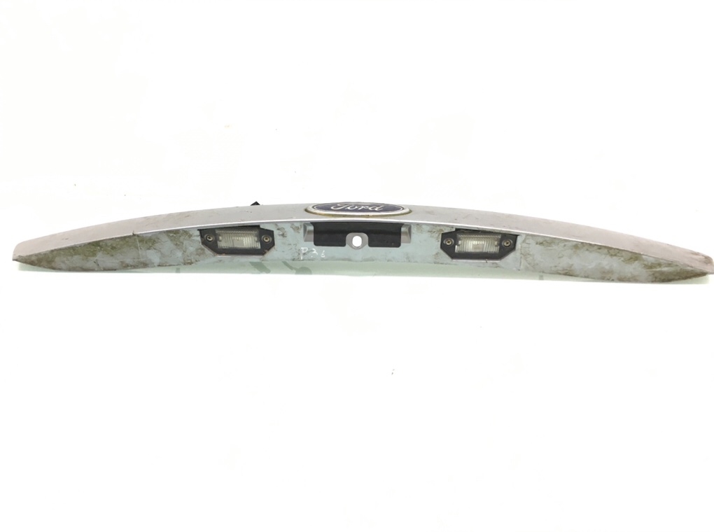 Накладка подсветки номера для Ford Mondeo, 2007 г. 2.0 TDCi дизель б/у — фото 2