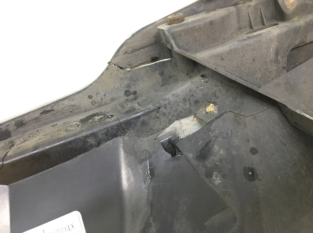 Решетка радиатора для Honda Civic, 2007 г. 2.2 CTDi дизель б/у — фото 7