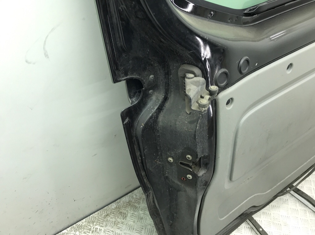 Дверь сдвижная левая для Renault Trafic, 2008 г. 2.0 DCi дизель б/у — фото 8