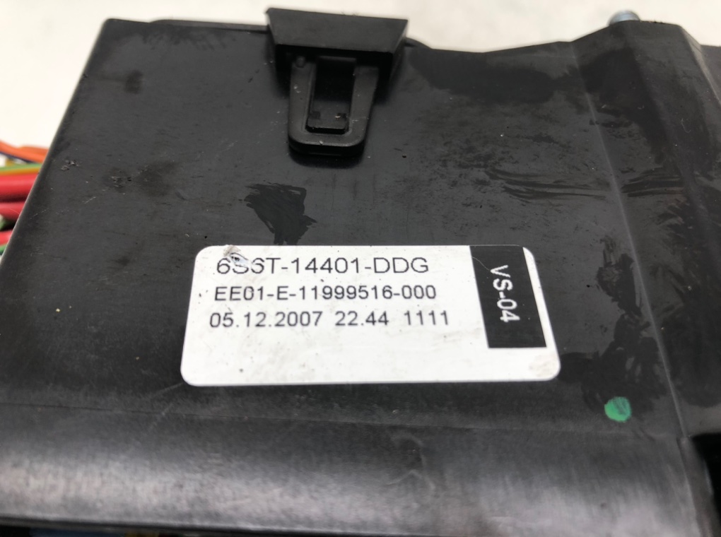 Блок предохранителей для Ford Fiesta, 2007 г. 1.4 TDCi дизель б/у — фото 7
