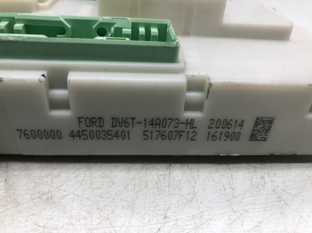 Блок предохранителей для Ford C-Max, 2014 г. 2.0 TDCi дизель б/у — фото 6