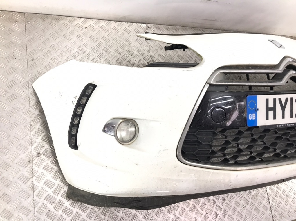 Бампер передний для Citroen DS3, 2012 г. 1.6 Ti бензин б/у — фото 2