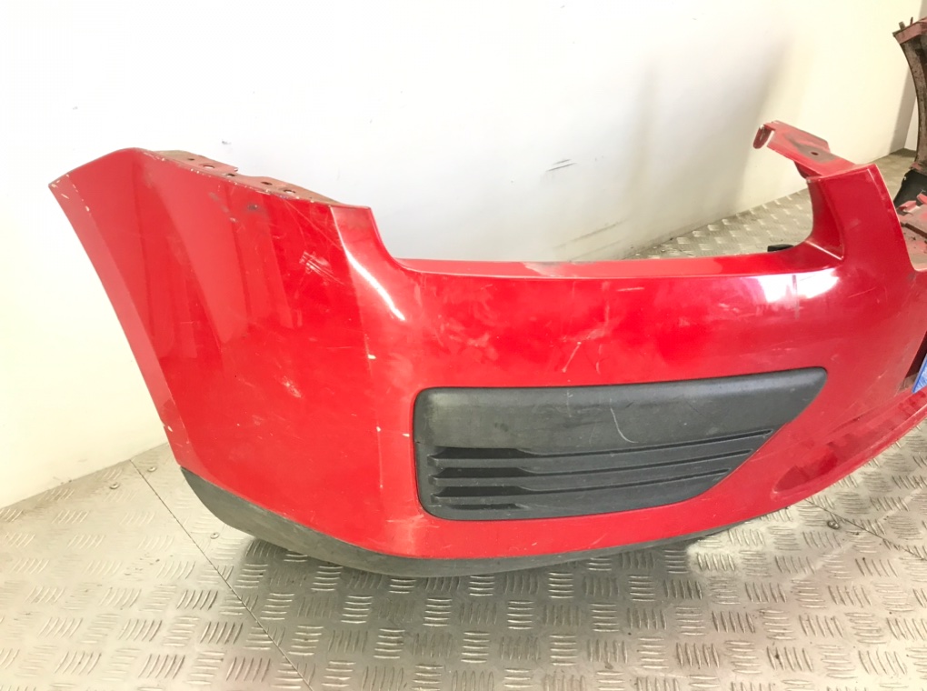 Бампер передний для Ford Focus, 2005 г. 1.6 TDCi дизель б/у — фото 2