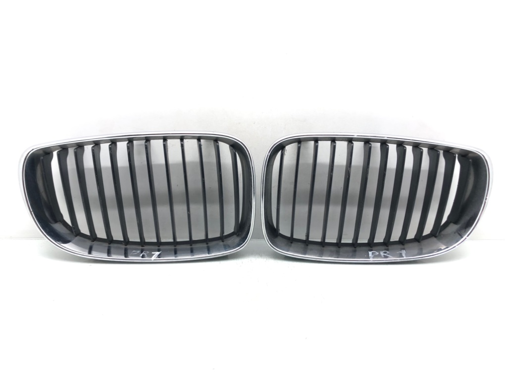 Решетка радиатора для BMW 1 E87/E81/E82/E88, 2007 г. 2.0 i бензин б/у
