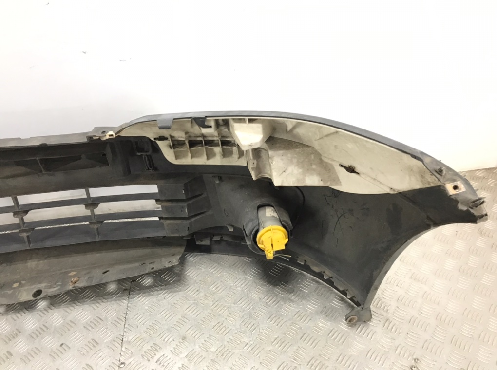 Бампер передний для Citroen C3, 2005 г. 1.4 HDi дизель б/у — фото 6