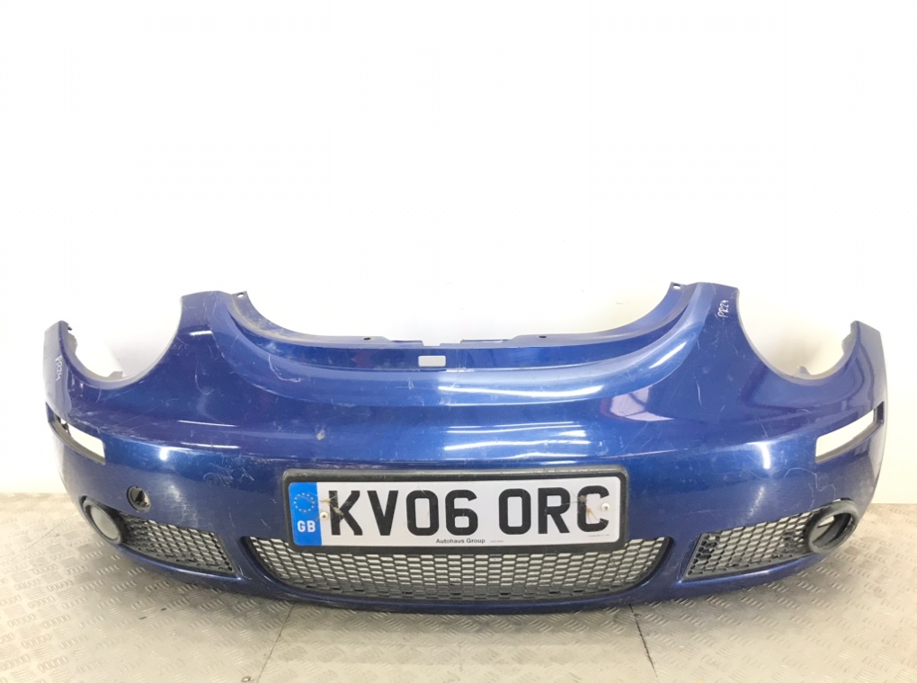 Бампер передний для Volkswagen Beetle, 2006 г. 1.9 TDi дизель б/у