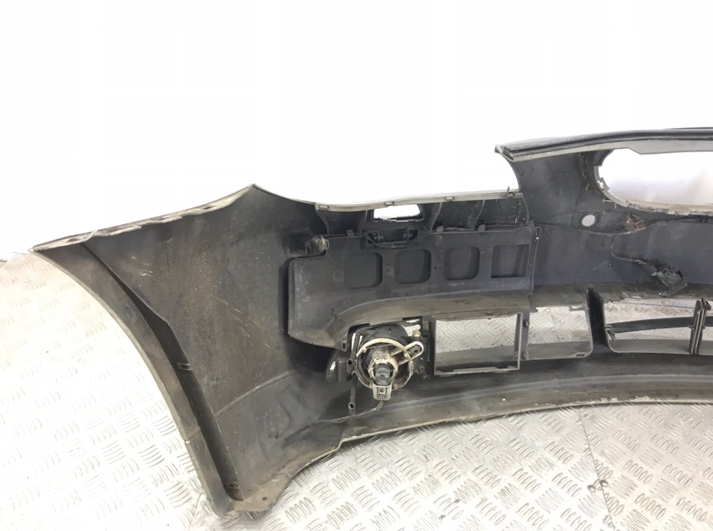 Бампер передний для BMW 5 E60/E61, 2006 г. 2.0 TD дизель б/у — фото 5