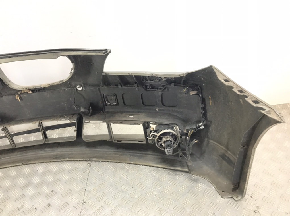 Бампер передний для BMW 5 E60/E61, 2006 г. 2.0 TD дизель б/у — фото 6