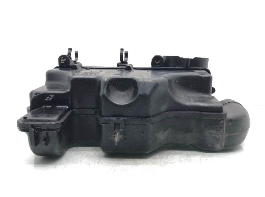 Корпус воздушного фильтра для Citroen C3, 2005 г. 1.4 HDi дизель б/у — фото 6