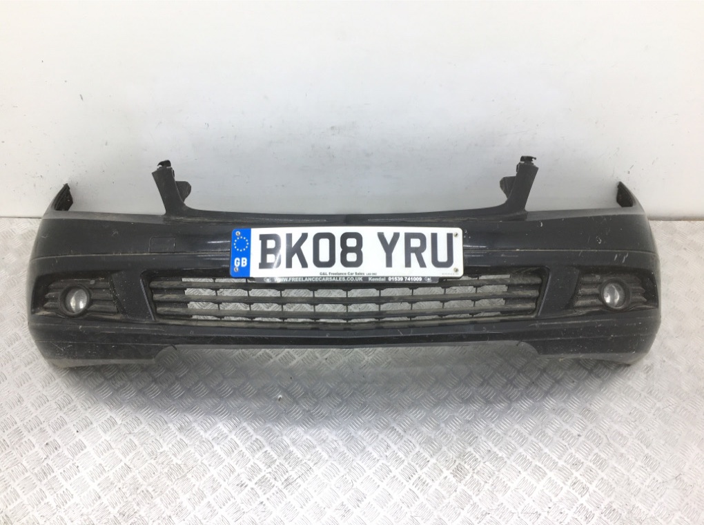 Бампер передний для Mercedes C W204, 2008 г. 2.2 CDi дизель б/у