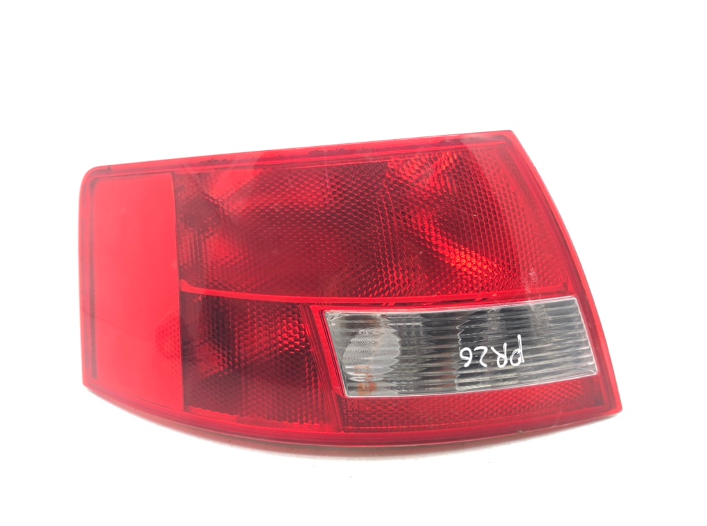 Фонарь задний левый для Audi A4, 2003 г. 3.0 i бензин б/у