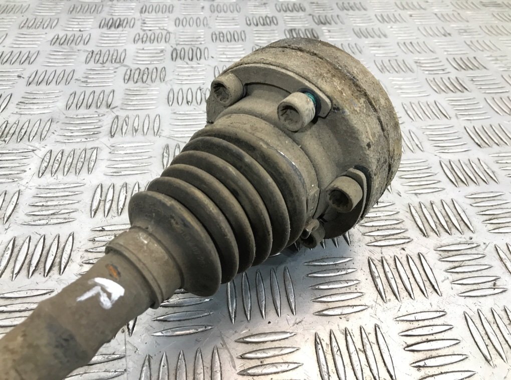 Полуось передняя правая (приводной вал, ШРУС) для Volkswagen Touareg, 2006 г. 3.0 TDi дизель б/у — фото 3