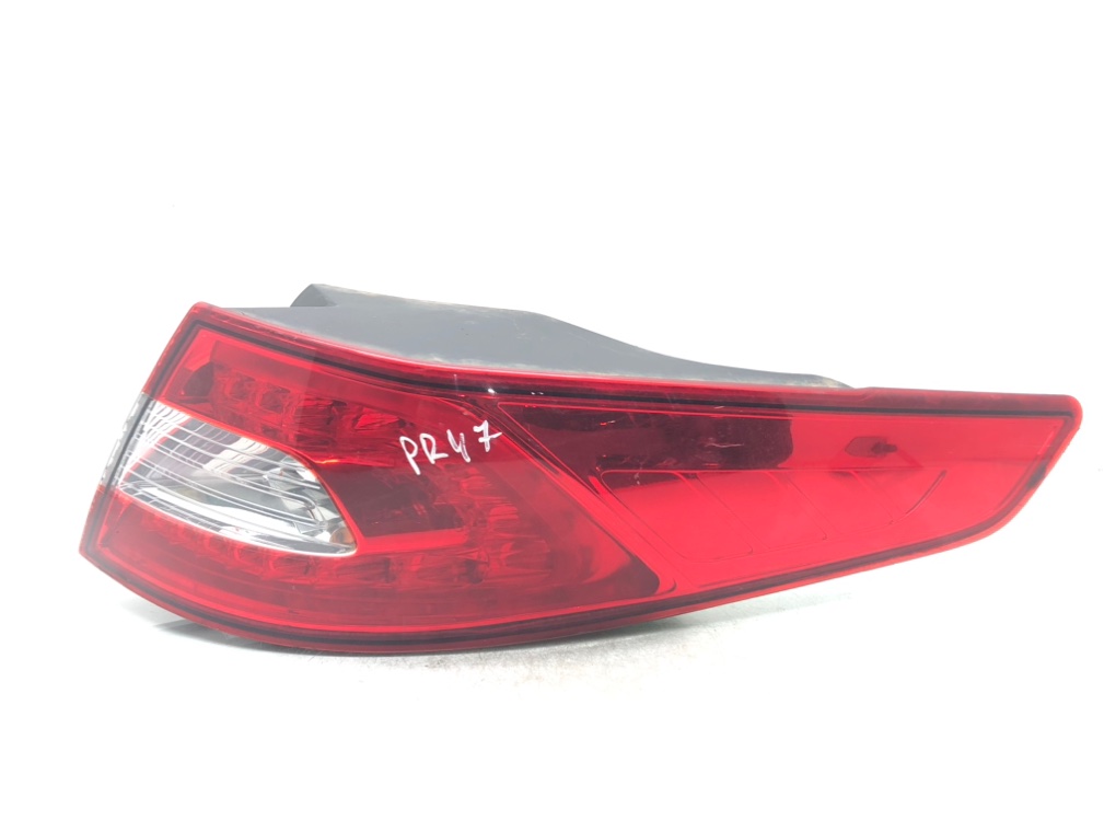 Фонарь задний правый для Kia Optima, 2012 г. 1.7 CRDi дизель б/у