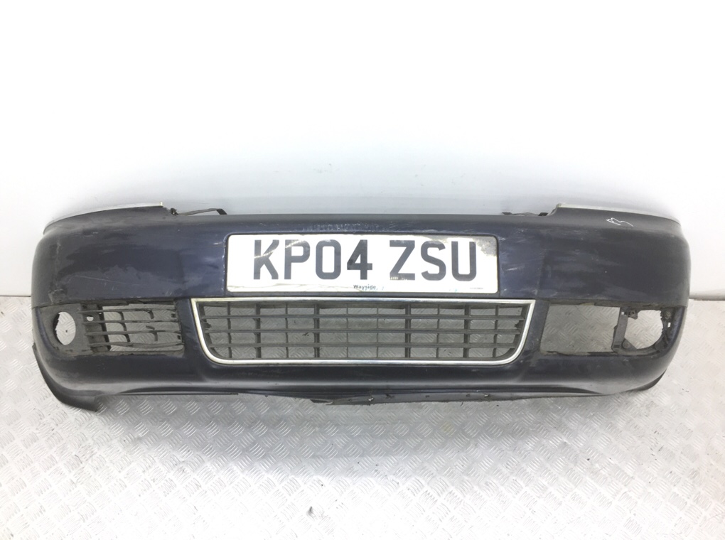 Бампер передний для Audi A6, 2004 г. 1.9 TDi дизель б/у