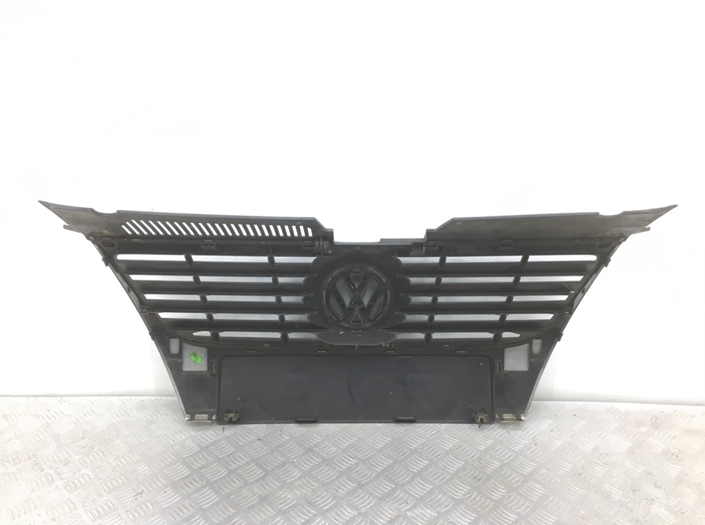 Решетка радиатора для Volkswagen Passat, 2007 г. 2.0 TDi дизель б/у — фото 3