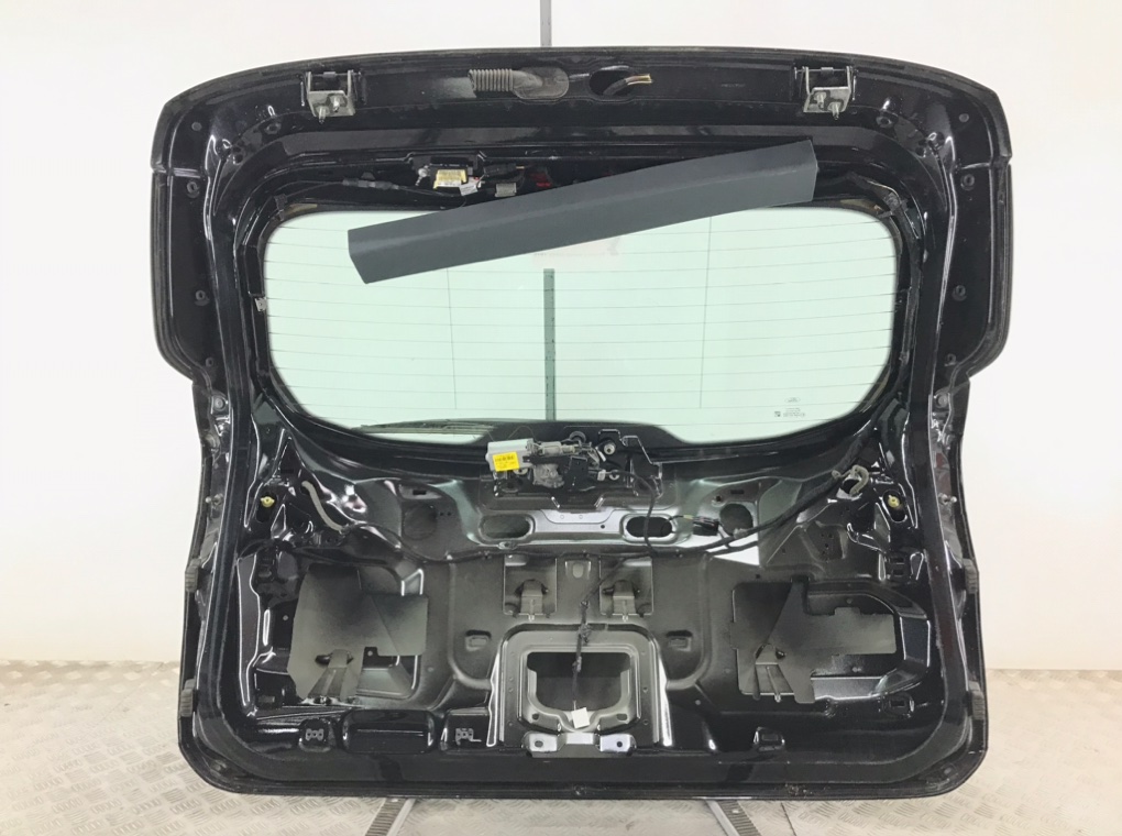Крышка багажника для Ford C-Max, 2014 г. 2.0 TDCi дизель б/у — фото 4
