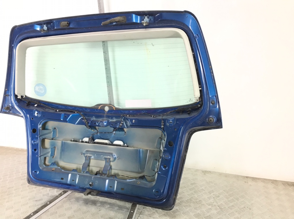 Крышка багажника для Volkswagen Touran, 2008 г. 1.9 TDi дизель б/у — фото 6