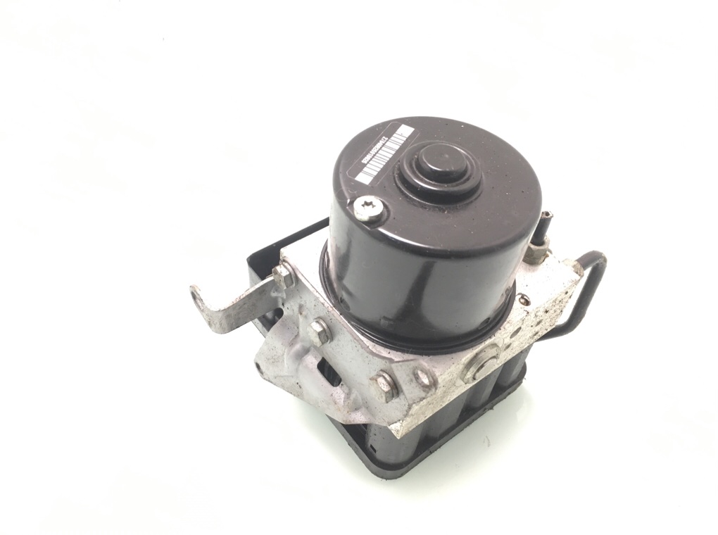 Блок ABS для BMW 3 E90/E91/E92/E93, 2007 г. 2.0 i бензин б/у — фото 4