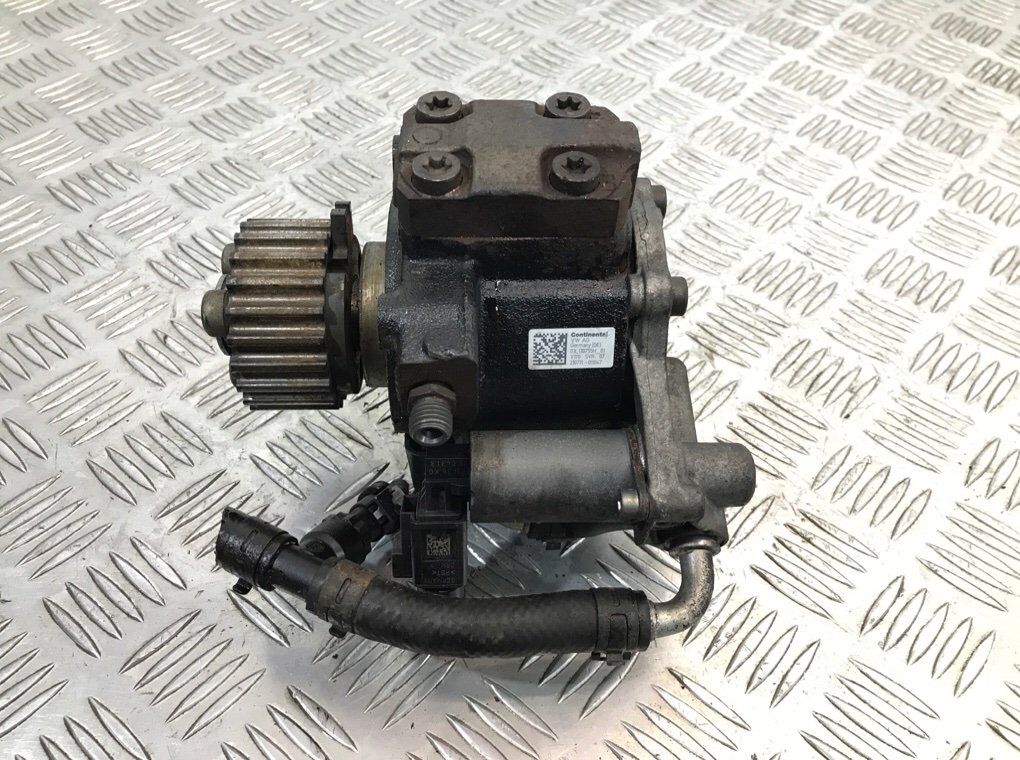ТНВД для Volkswagen Passat, 2011 г. 1.6 TDi дизель б/у