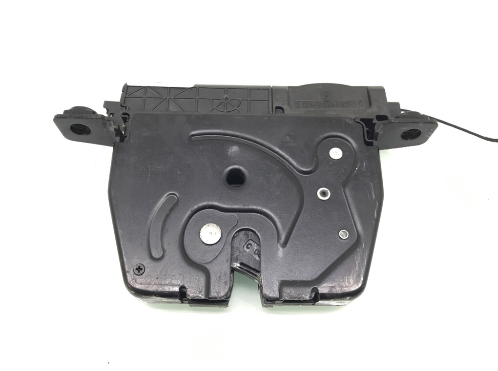 Замок багажника для BMW 5 F10/F11/GT F07, 2010 г. 2.0 D дизель б/у