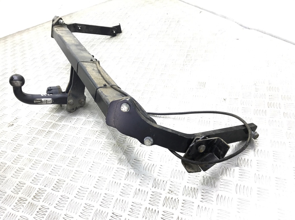 Прицепное устройство (фаркоп) для Mazda CX-7, 2008 г. 2.3 i бензин б/у — фото 3