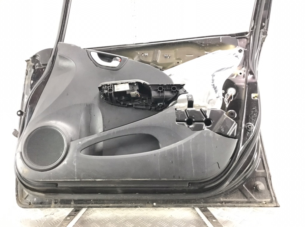 Дверь передняя правая для Honda Jazz, 2013 г. 1.3 i бензин б/у — фото 4
