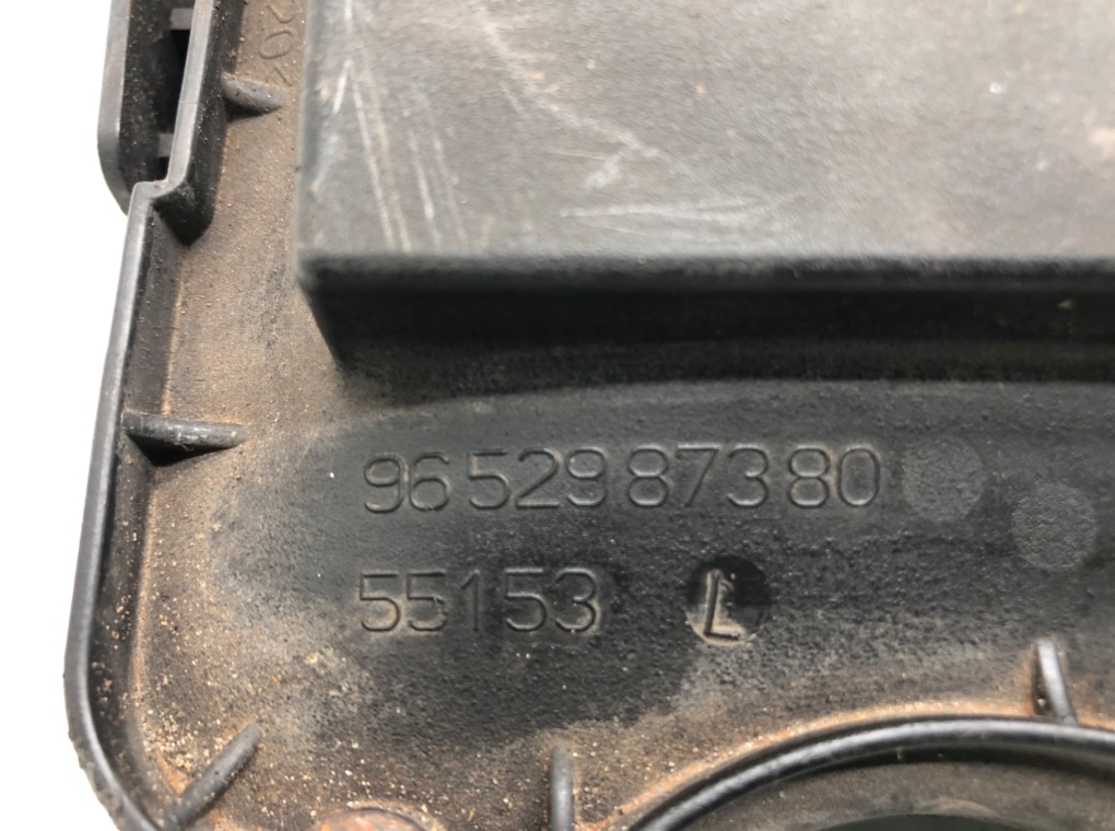 Корпус воздушного фильтра для Ford Fiesta, 2005 г. 1.4 TDCi дизель б/у — фото 7