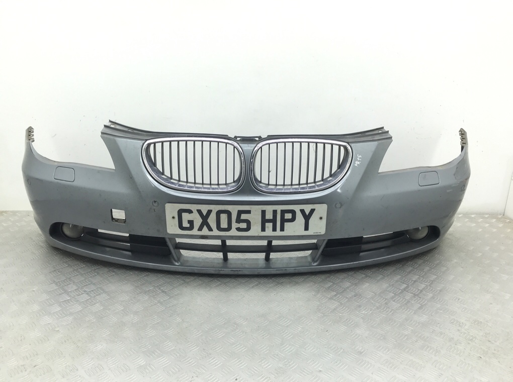 Бампер передний для BMW 5 E60/E61, 2005 г. 2.5 TD дизель б/у