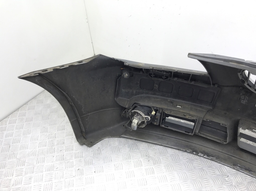 Бампер передний для BMW 5 E60/E61, 2005 г. 2.5 TD дизель б/у — фото 8