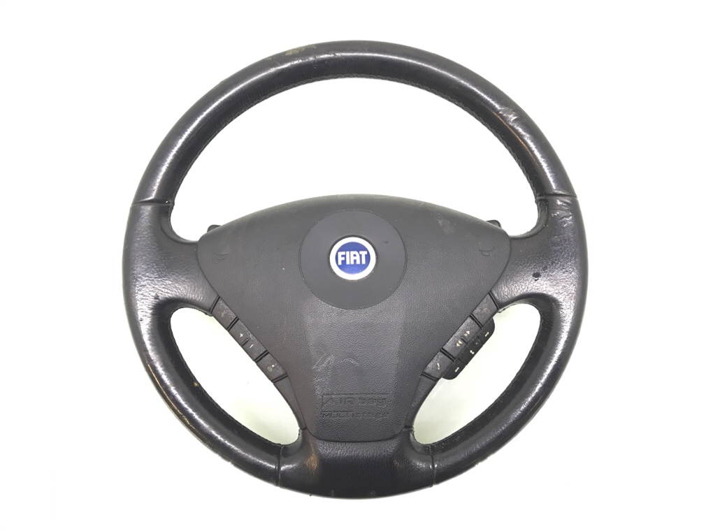 Руль для Fiat Stilo, 2002 г. 1.9 JTD дизель б/у