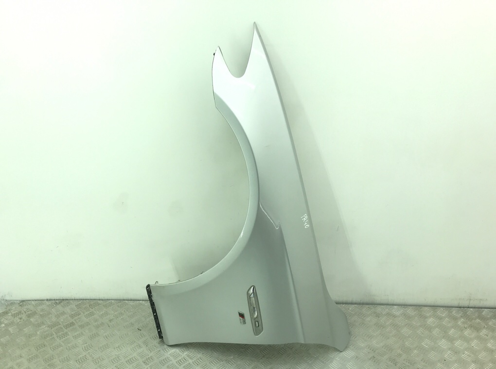 Крыло переднее левое для BMW 5 F10/F11/GT F07, 2010 г. 2.0 TD дизель б/у