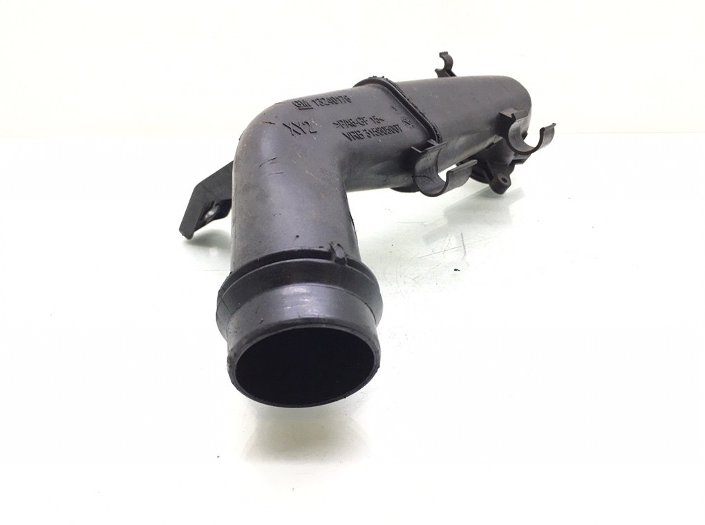 Патрубок турбины для Opel Insignia, 2010 г. 2.0 CDTi дизель б/у — фото 2