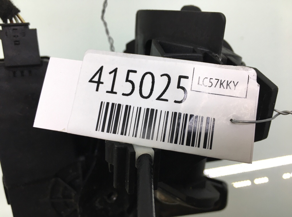 Замок багажника для BMW 3 E90/E91/E92/E93, 2007 г. 2.0 i бензин б/у — фото 8