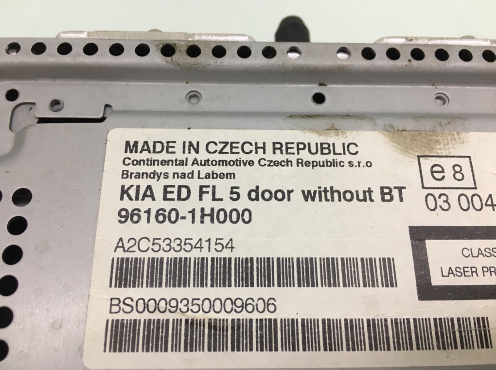 Магнитола для Kia Ceed, 2009 г. 1.4 i бензин б/у — фото 5