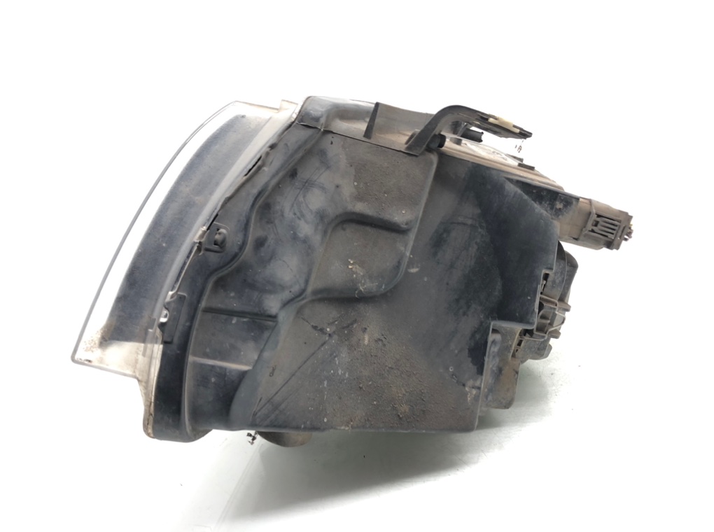 Фара правая для BMW 3 E90/E91/E92/E93, 2006 г. 2.0 i бензин б/у — фото 3