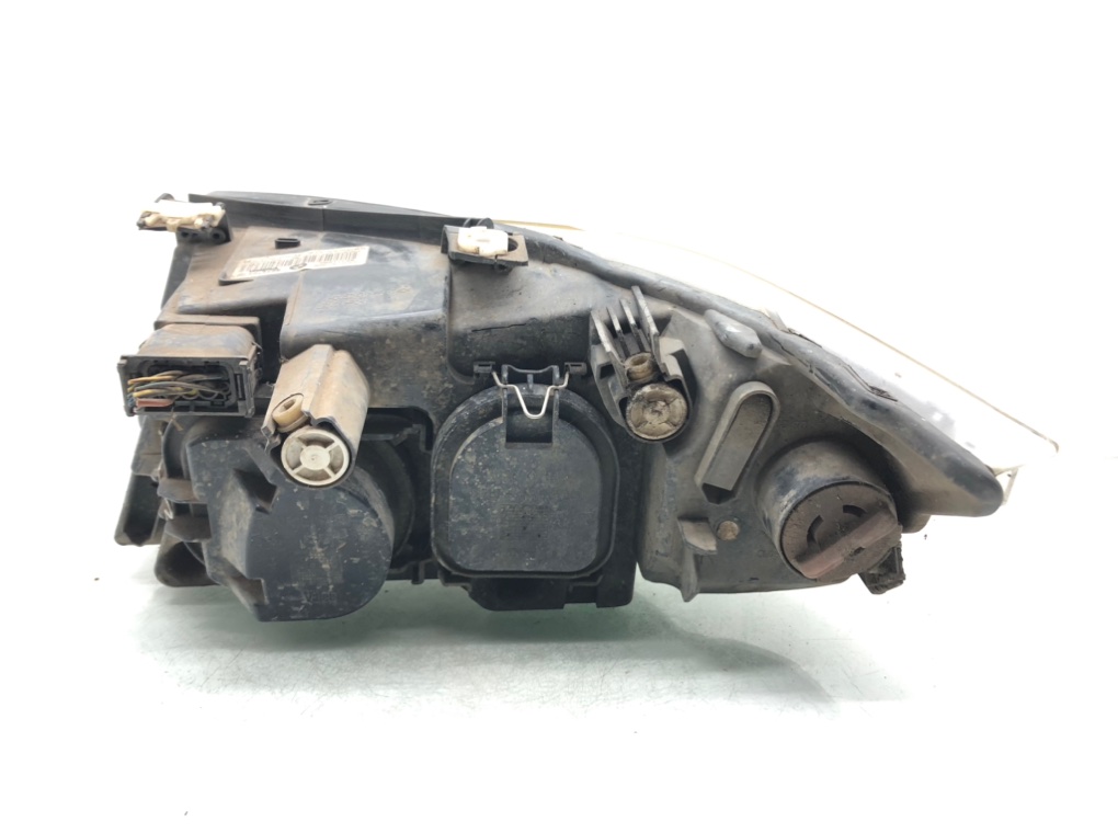 Фара правая для BMW 3 E90/E91/E92/E93, 2006 г. 2.0 i бензин б/у — фото 4