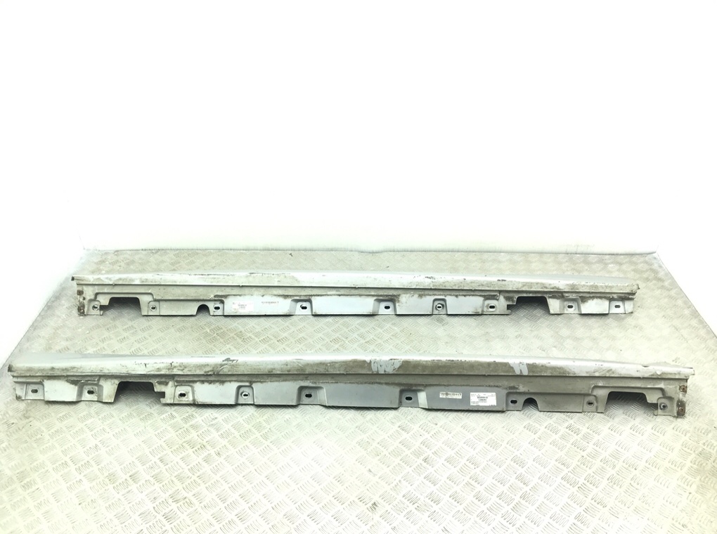 Накладка на порог для BMW 5 F10/F11/GT F07, 2010 г. 2.0 TD дизель б/у — фото 2