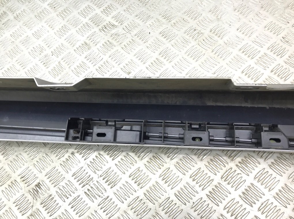 Накладка на порог для BMW 5 F10/F11/GT F07, 2010 г. 2.0 TD дизель б/у — фото 8