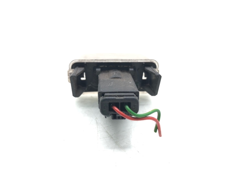 Подсветка номера для Citroen Xsara Picasso, 2010 г. 1.6 i бензин б/у — фото 3