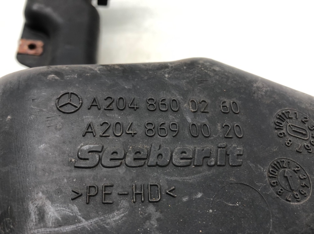 Бачок омывателя для Mercedes C W204, 2008 г. 1.8 i бензин б/у — фото 5