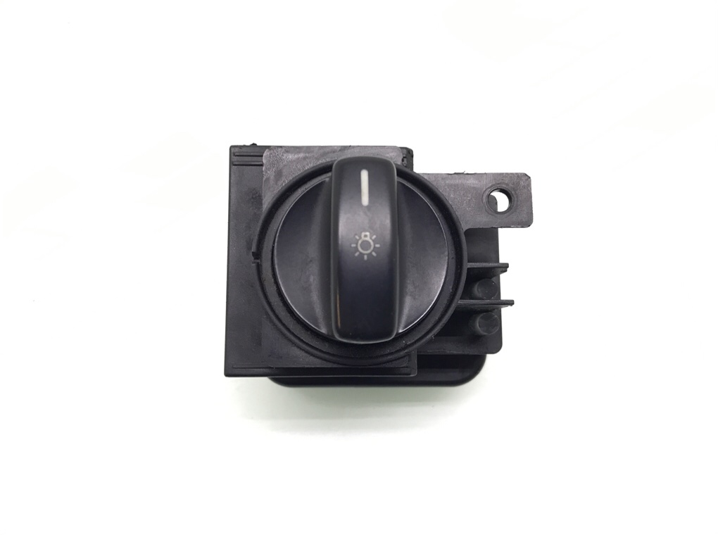 Переключатель света для Mercedes A W169, 2011 г. 2.0 CDi дизель б/у