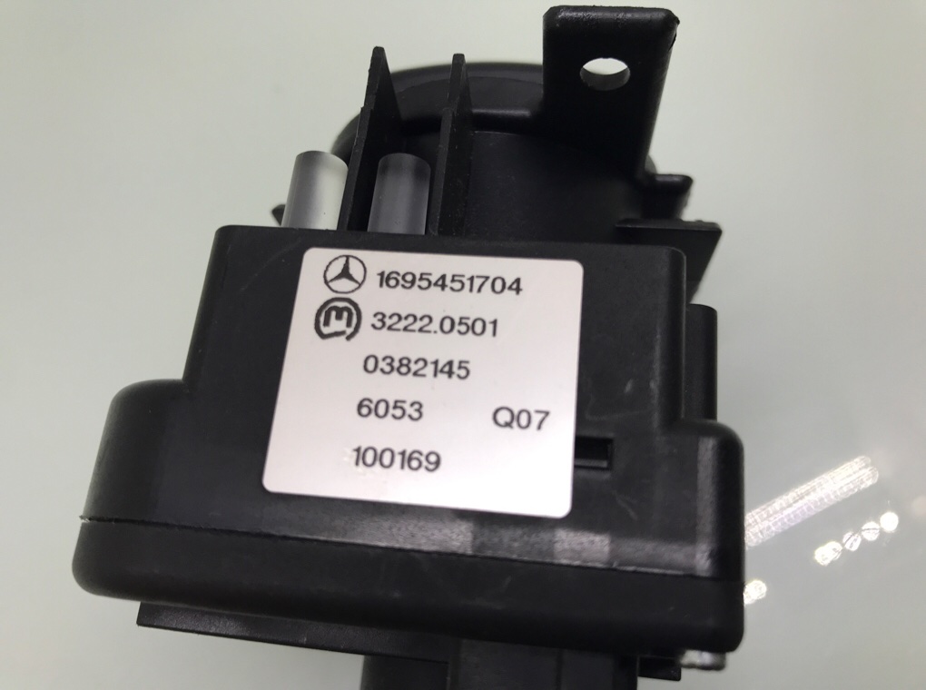 Переключатель света для Mercedes A W169, 2006 г. 2.0 i бензин б/у — фото 6