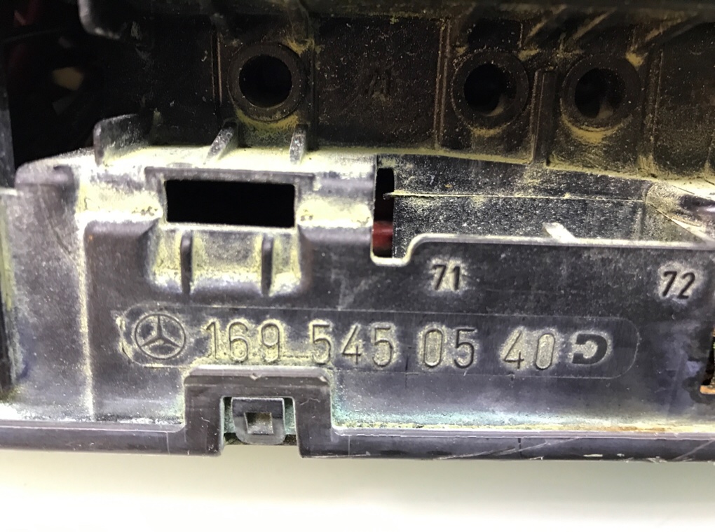 Блок предохранителей для Mercedes A W169, 2006 г. 2.0 i бензин б/у — фото 6