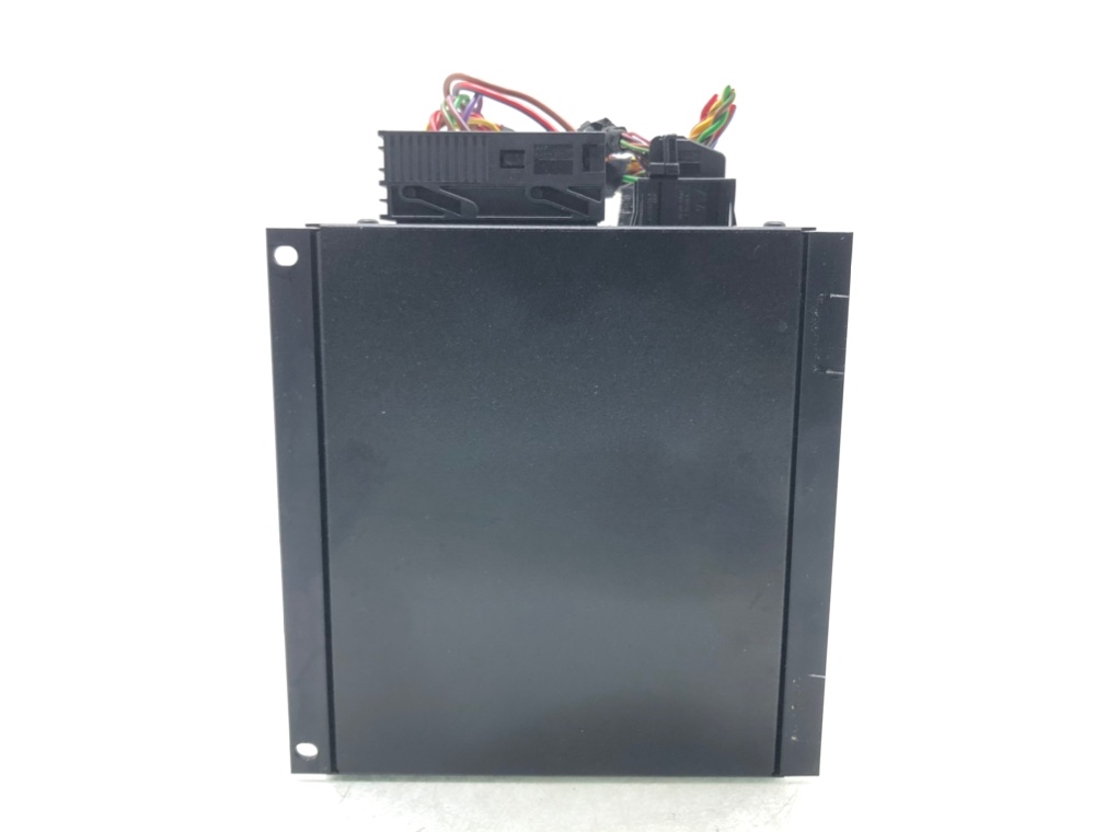 Усилитель музыкальный для Porsche Boxster, 2002 г. 2.7 i бензин б/у — фото 2